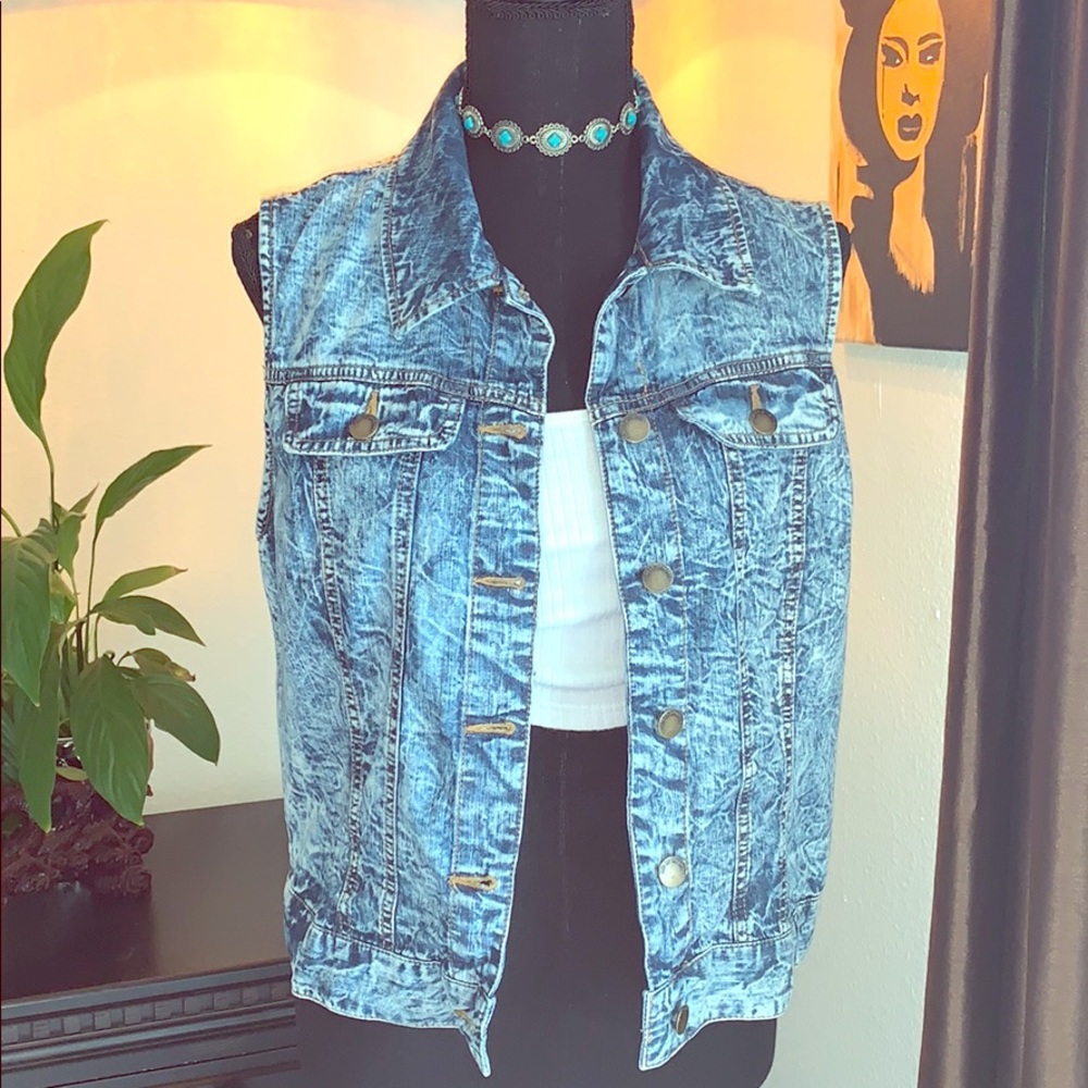 Acid Wash Denim Vest